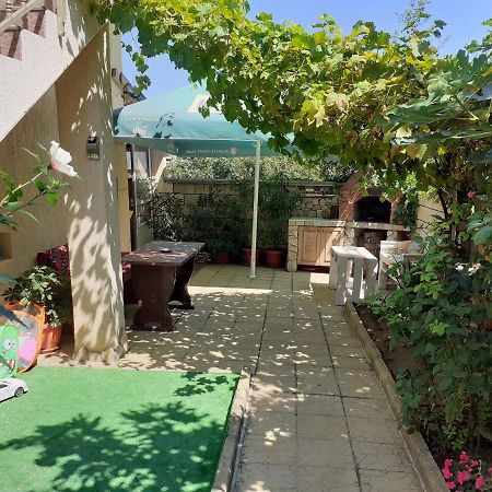 Eleonor Guest House بايالا المظهر الخارجي الصورة