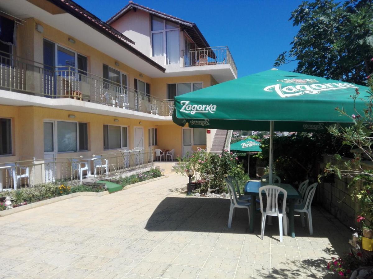 Eleonor Guest House بايالا المظهر الخارجي الصورة