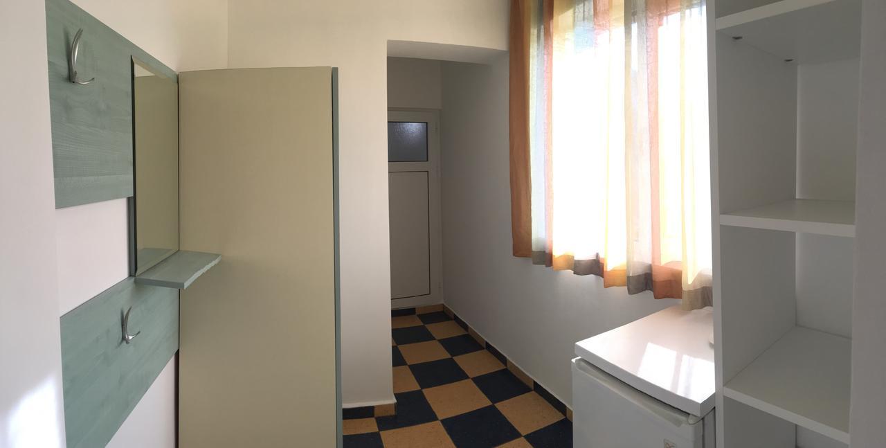 Eleonor Guest House بايالا المظهر الخارجي الصورة