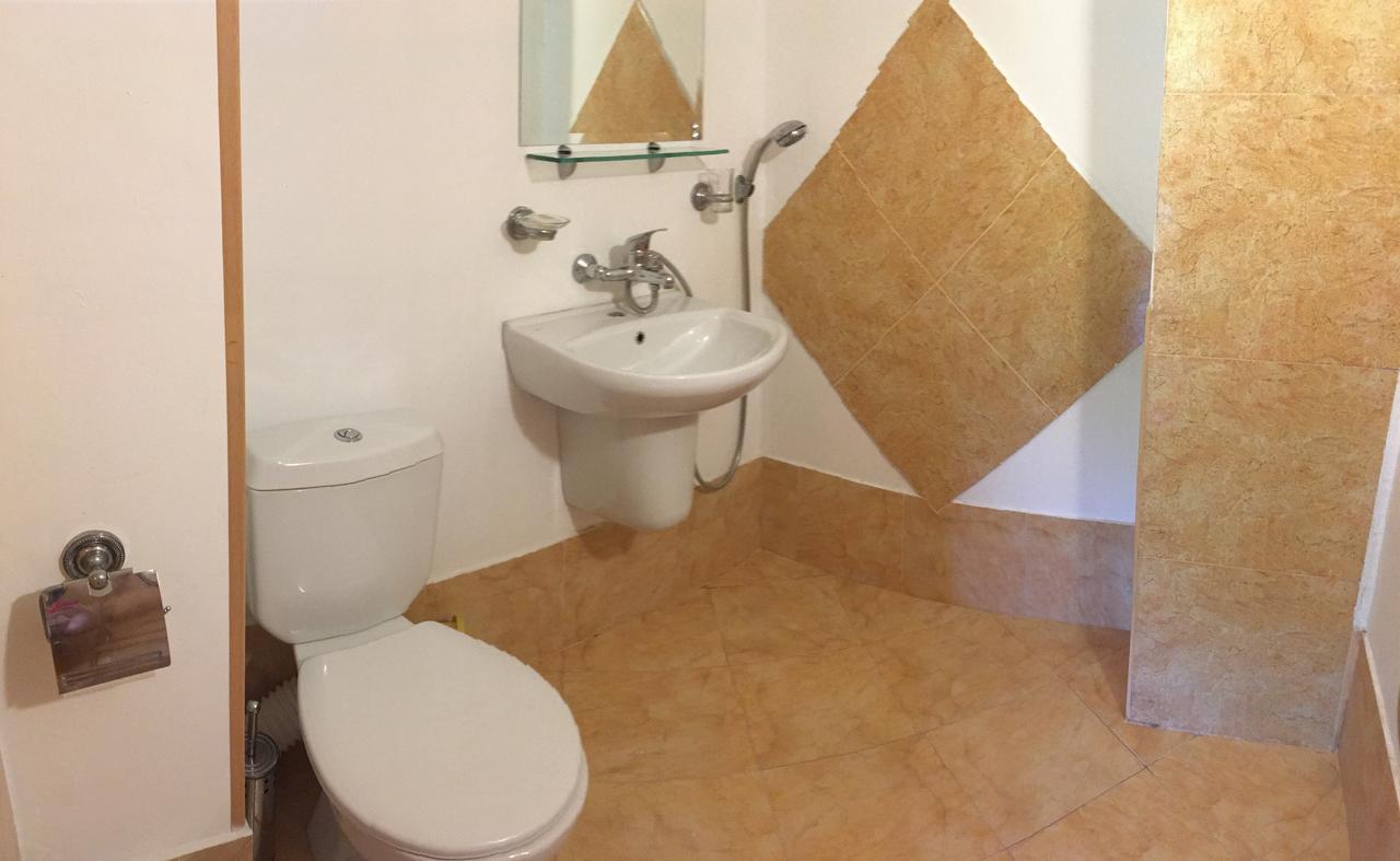 Eleonor Guest House بايالا المظهر الخارجي الصورة