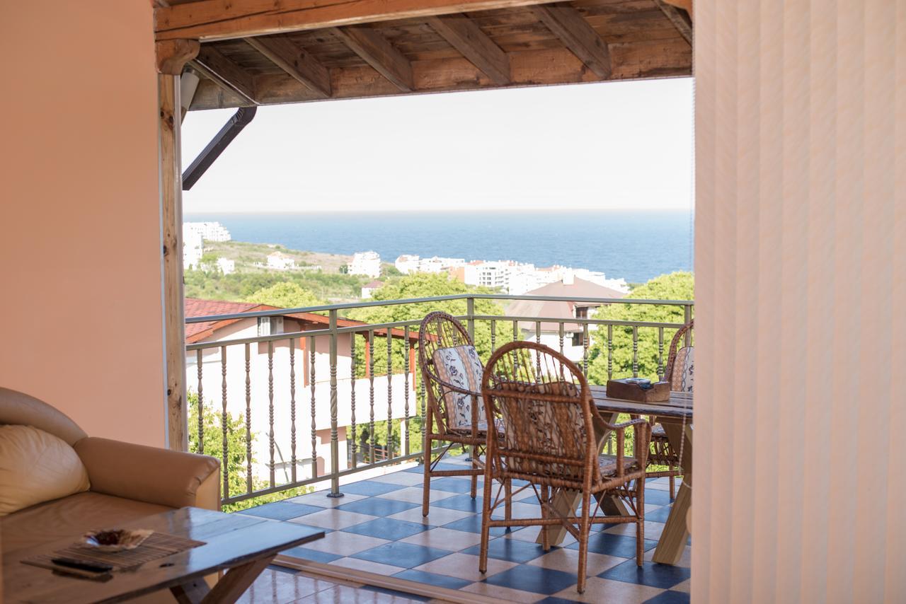 Eleonor Guest House بايالا المظهر الخارجي الصورة