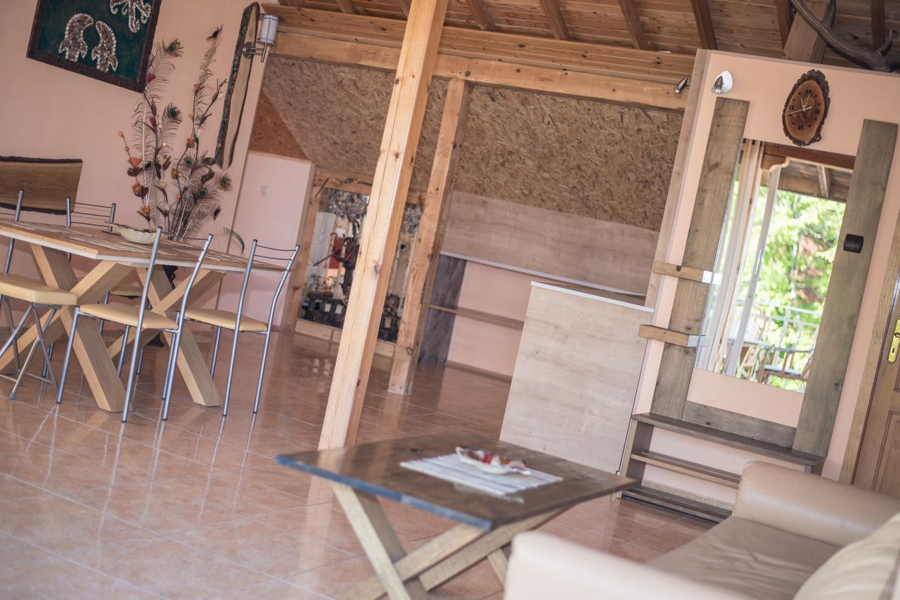Eleonor Guest House بايالا المظهر الخارجي الصورة