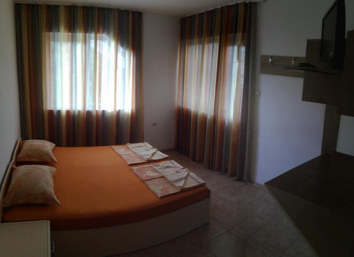 Eleonor Guest House بايالا المظهر الخارجي الصورة