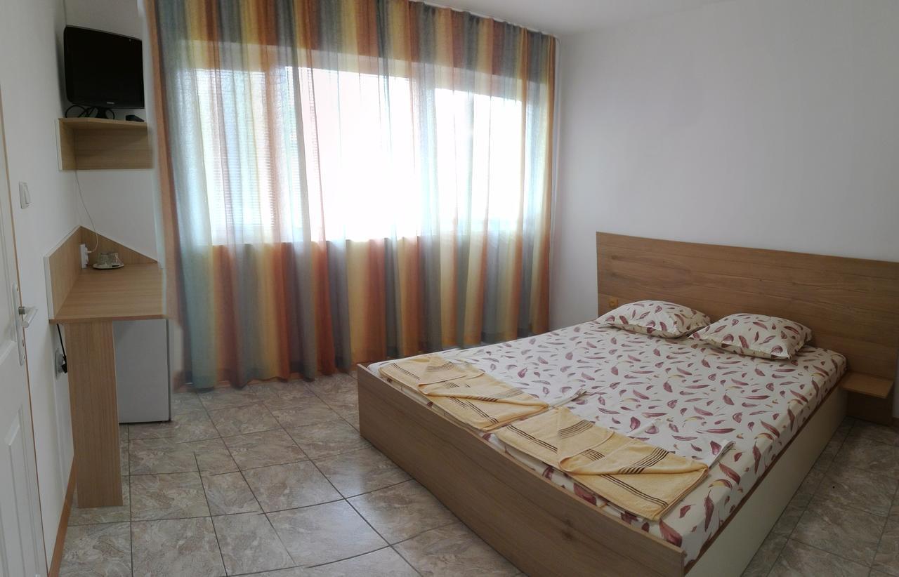 Eleonor Guest House بايالا المظهر الخارجي الصورة